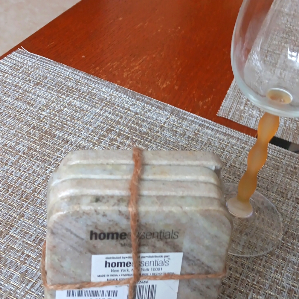 New.4 beautiful stone coasters. - Picture 2 of 6